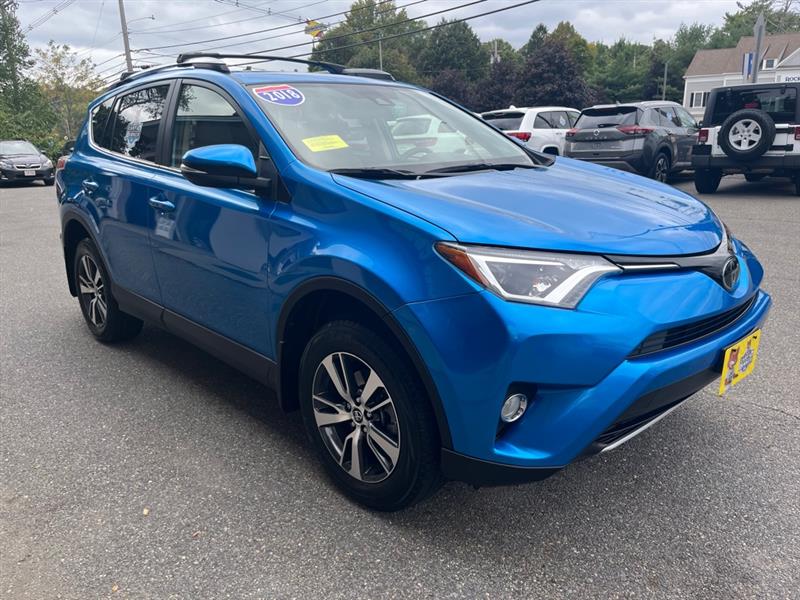 2018 Toyota RAV4 Adventure photo 4
