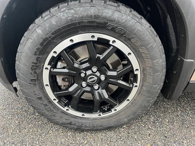 2023 Nissan Pathfinder SV photo 6
