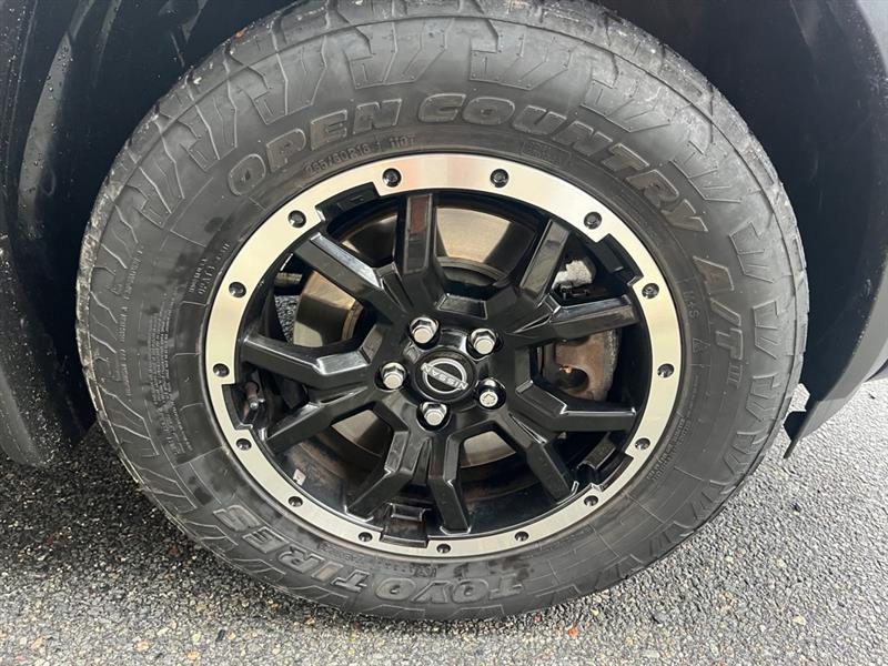 2023 Nissan Pathfinder SV photo 9