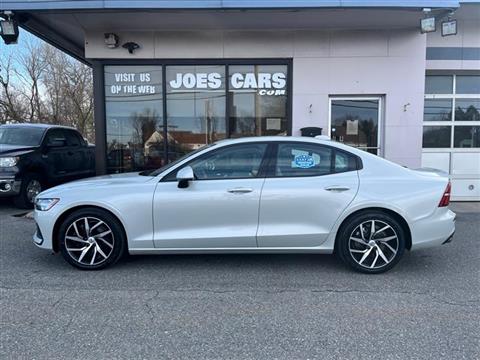 2020 Volvo S60 T6 MOMENTUM