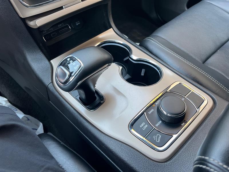 Jeep Grand Cherokee  2015