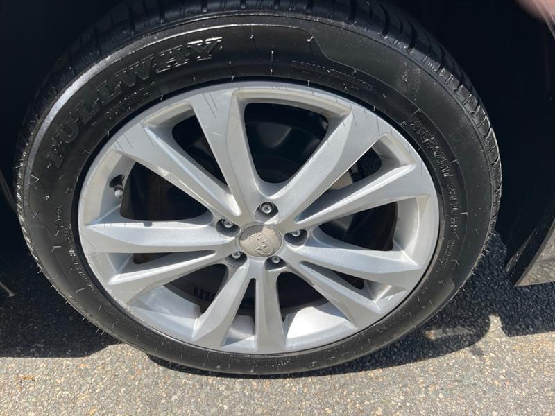 Subaru Legacy  2014