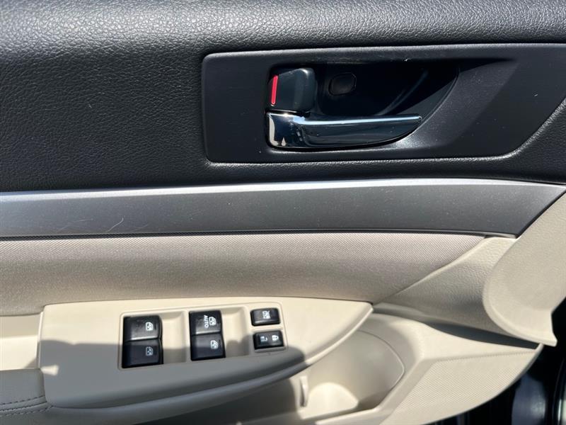 Subaru Legacy  2014