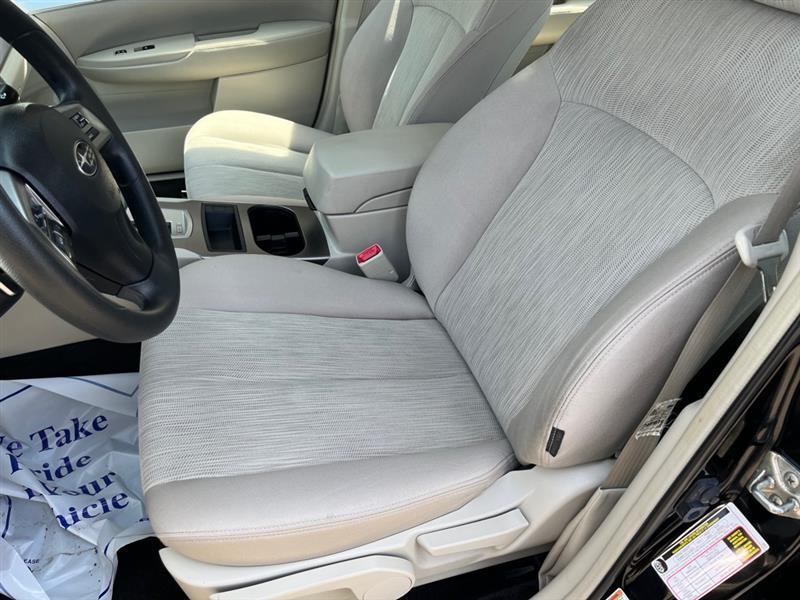 Subaru Legacy  2014