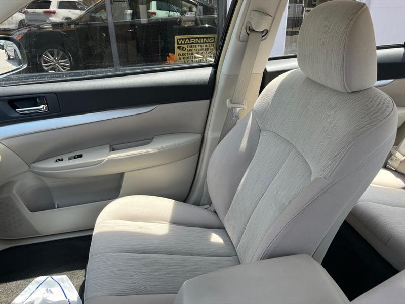 Subaru Legacy  2014