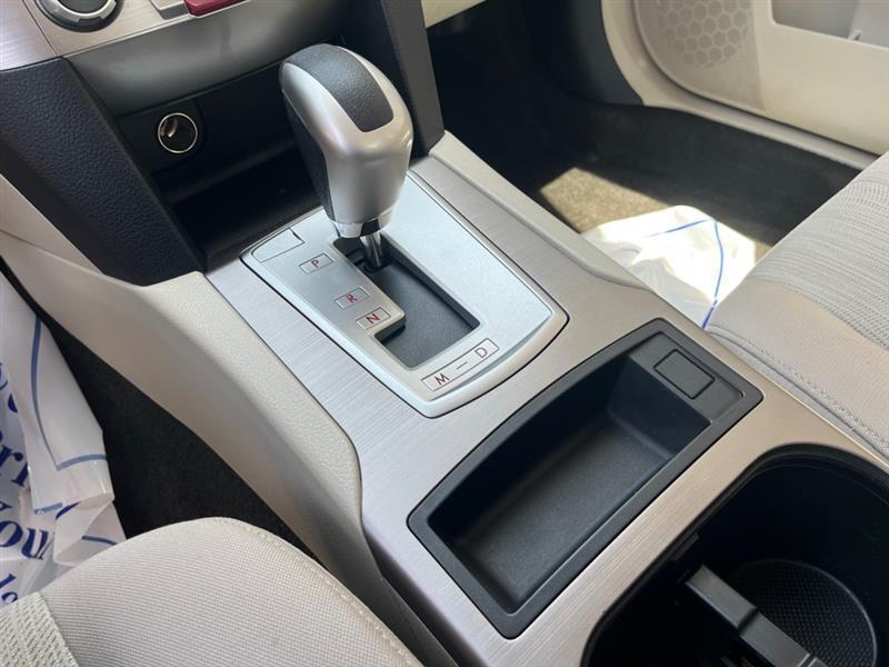Subaru Legacy  2014