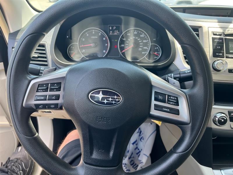 Subaru Legacy  2014