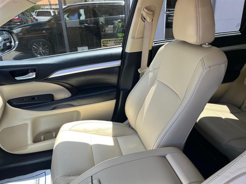 Toyota Highlander  2017