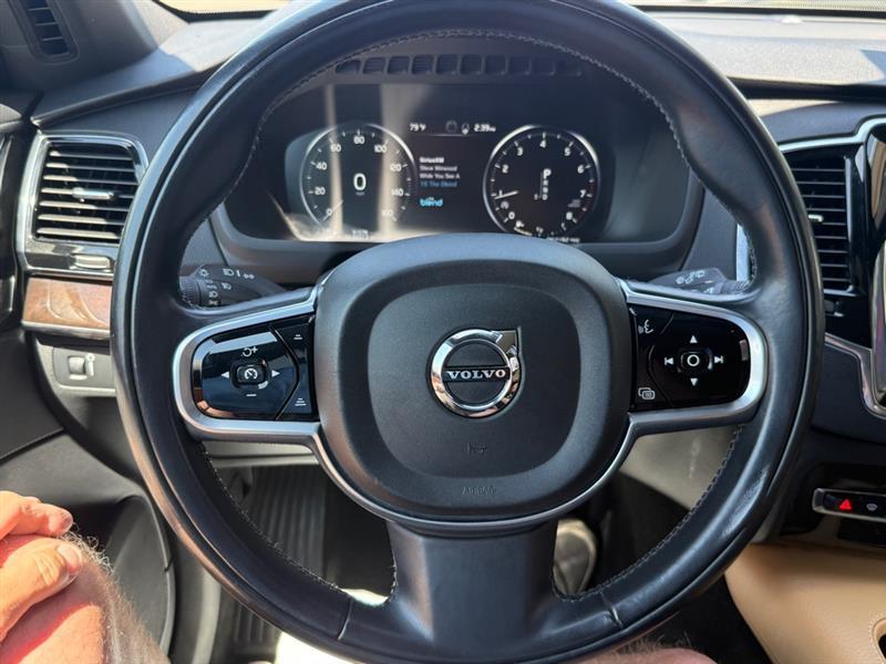 Volvo XC90  2018