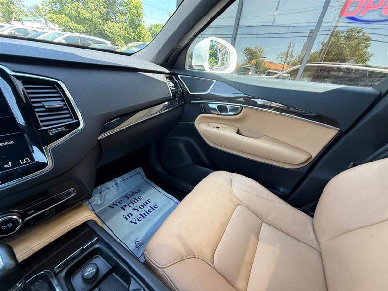 Volvo XC90  2018