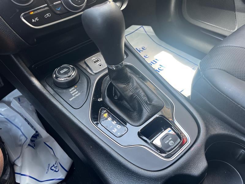 Jeep Cherokee  2020
