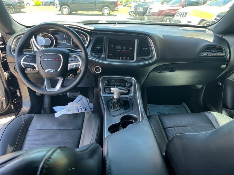 Dodge Challenger  2016