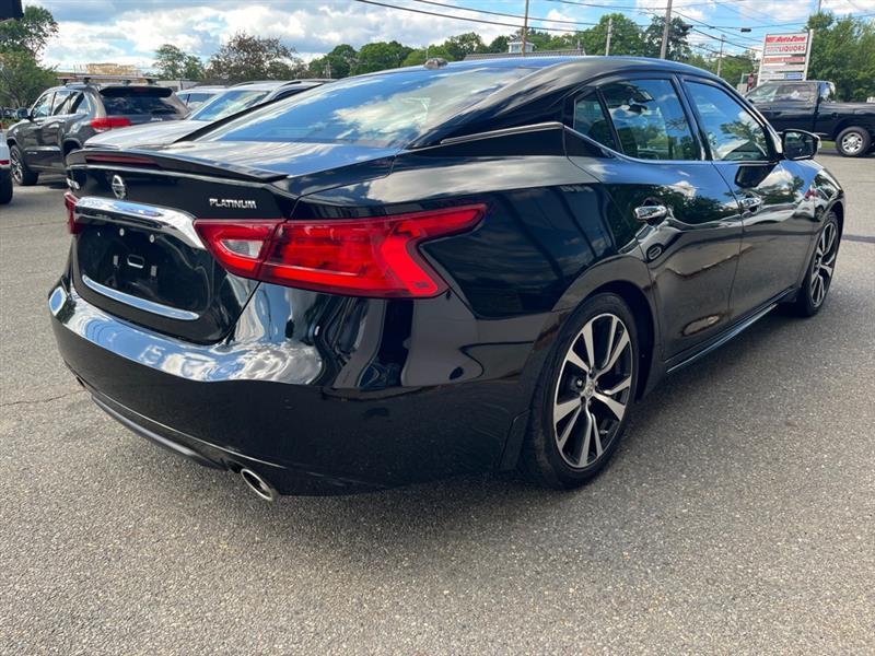 Nissan Maxima  2016