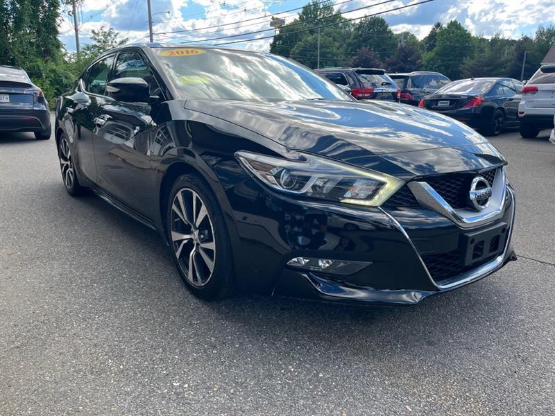 Nissan Maxima  2016
