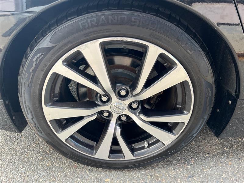 Nissan Maxima  2016