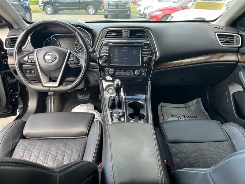 Nissan Maxima  2016