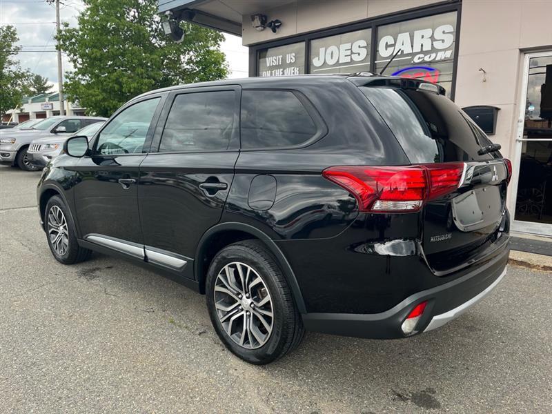 Mitsubishi Outlander  2016