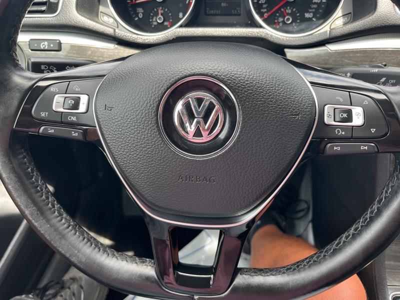 Volkswagen Passat  2017