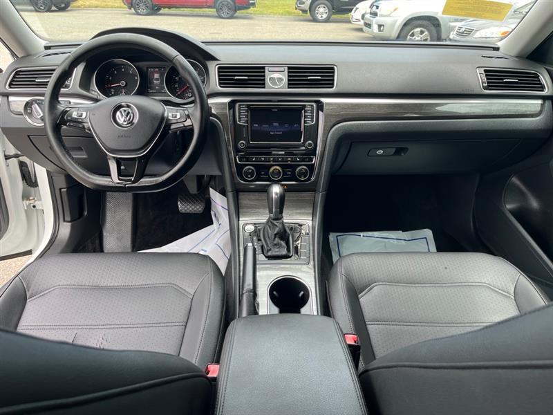 Volkswagen Passat  2017