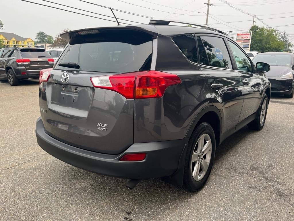 Toyota RAV4  2015