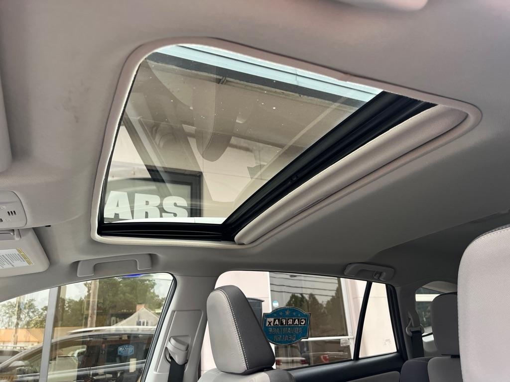 Toyota RAV4  2015