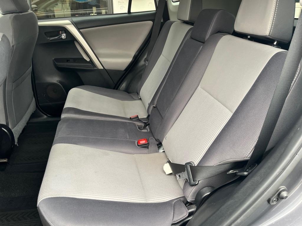 Toyota RAV4  2015