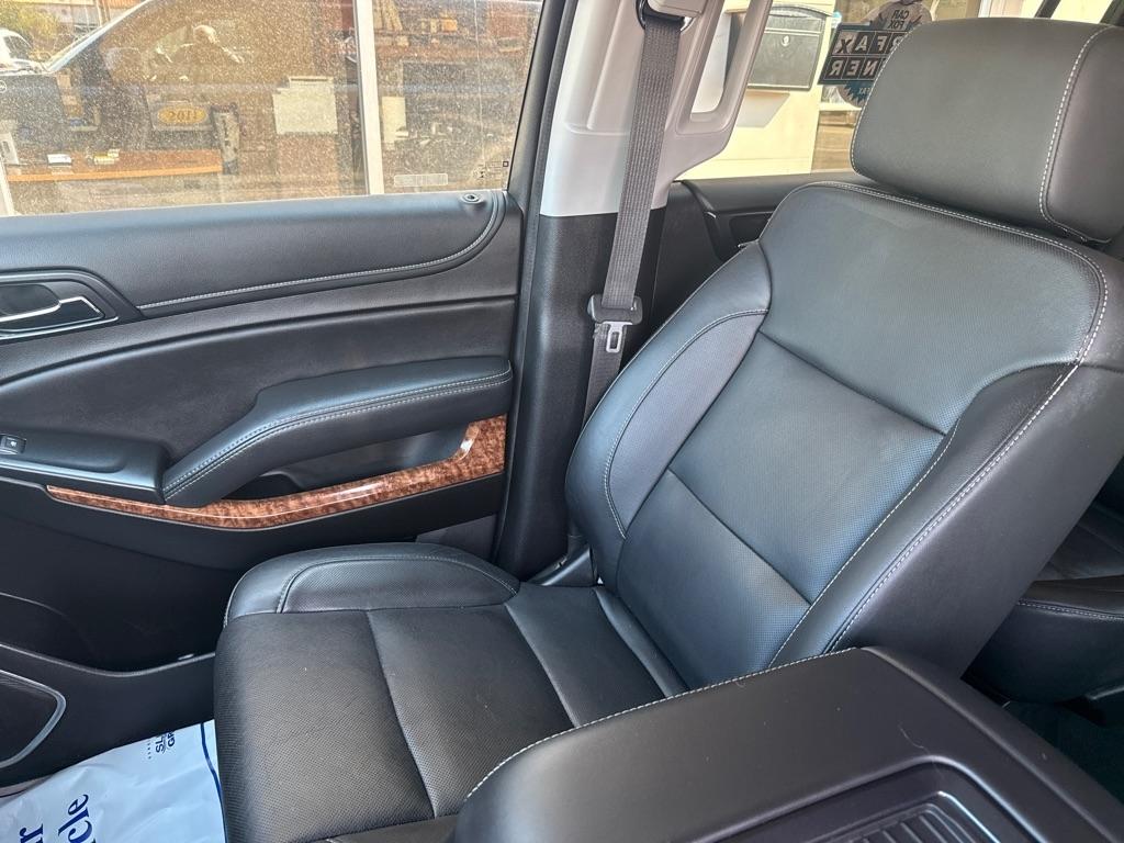 Chevrolet Suburban  2019