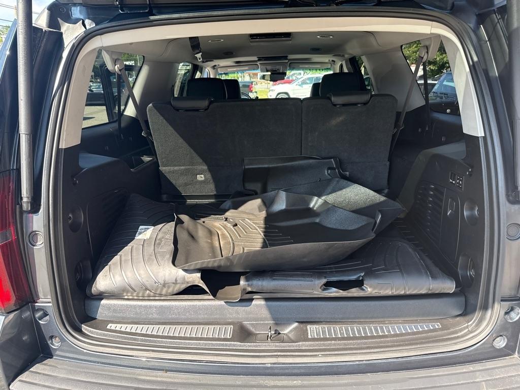 Chevrolet Suburban  2019