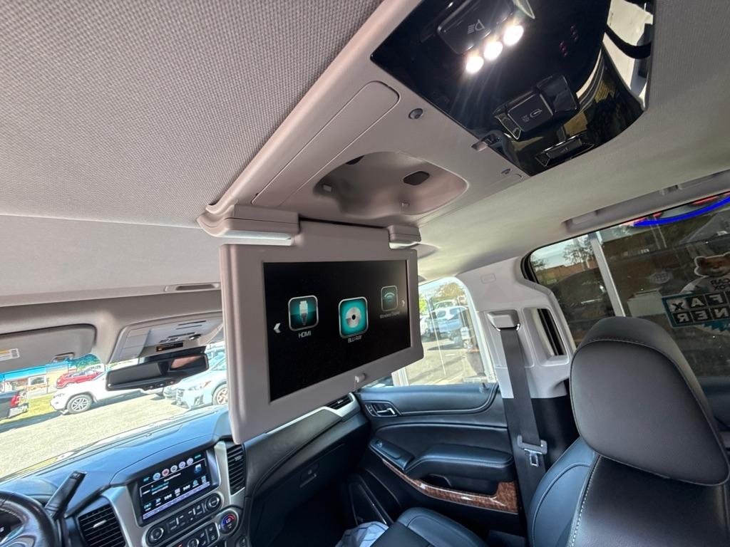 Chevrolet Suburban  2019