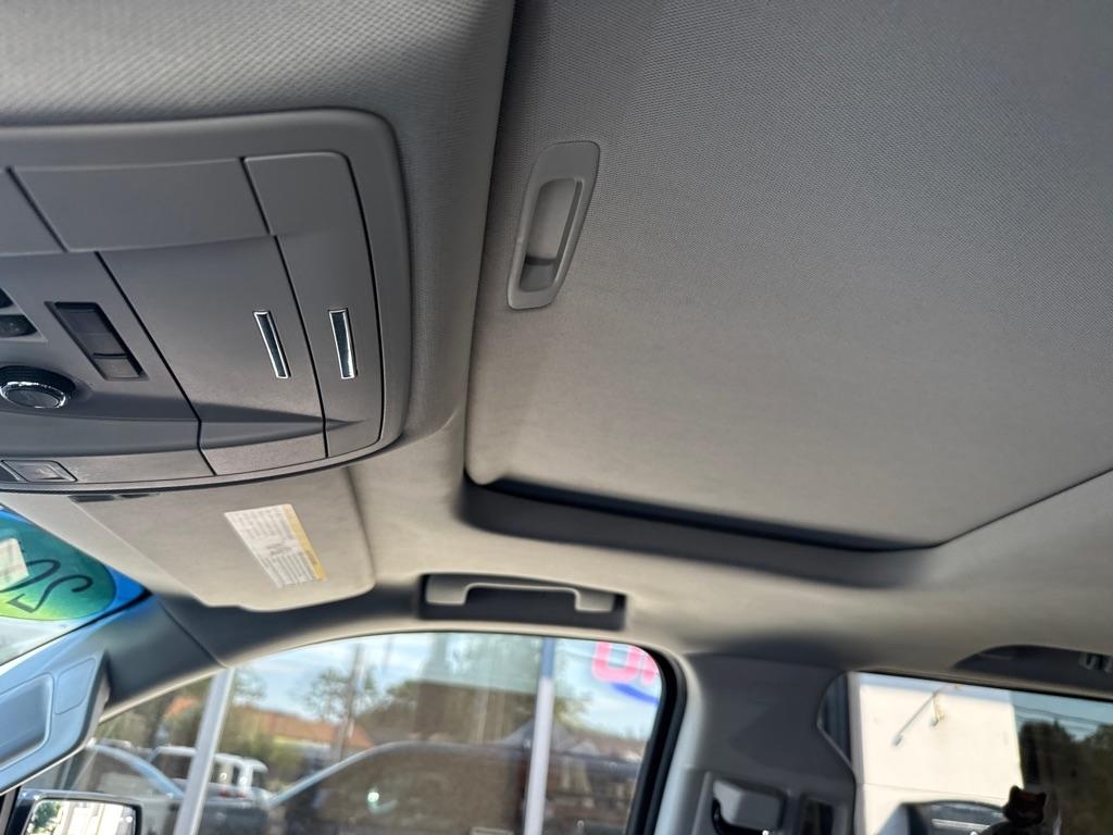 Chevrolet Suburban  2019