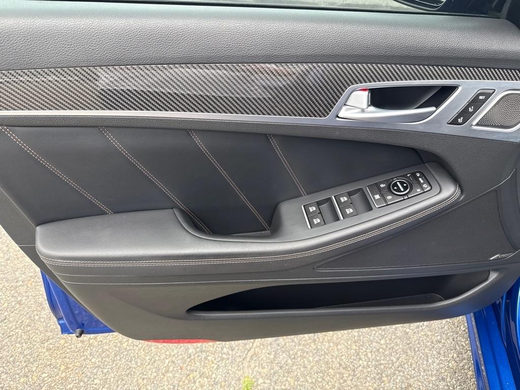 Genesis G80  2020