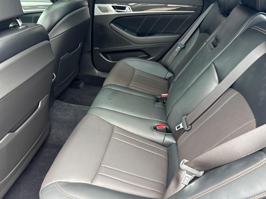 Genesis G80  2020