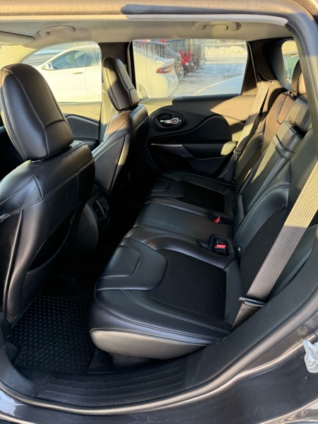 Jeep Cherokee Latitude Plus 4WD 2019