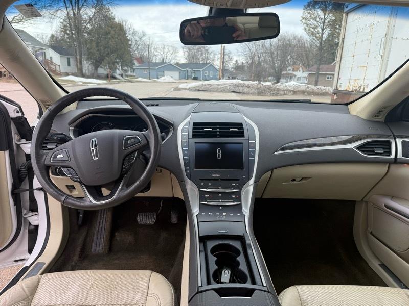 Lincoln MKZ FWD 2014