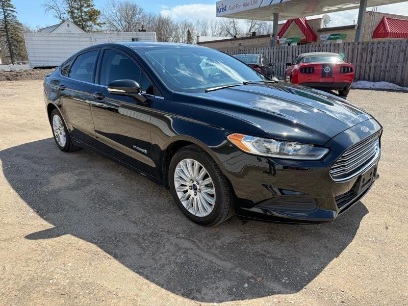 Ford Fusion Hybrid SE 2014