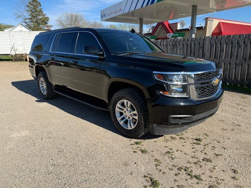 Chevrolet Suburban LT 4WD 2018