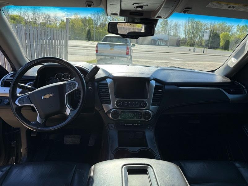 Chevrolet Suburban LT 4WD 2018