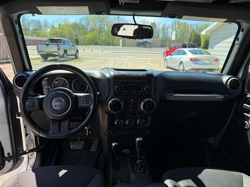 Jeep Wrangler Unlimited Sport 4WD 2015