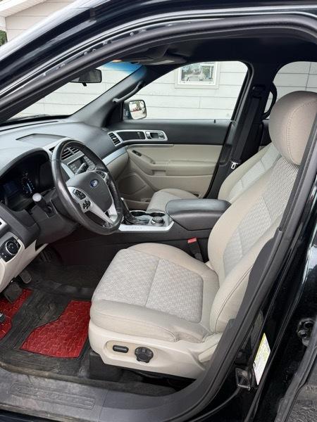 Ford Explorer 4WD 4dr V6 XLT 2015