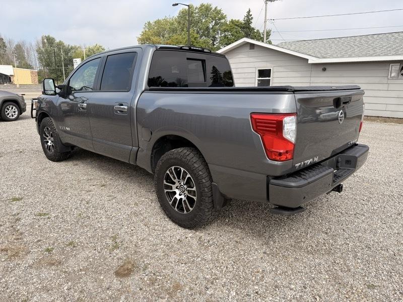 Nissan Titan 4x4 Crew Cab SV 2021