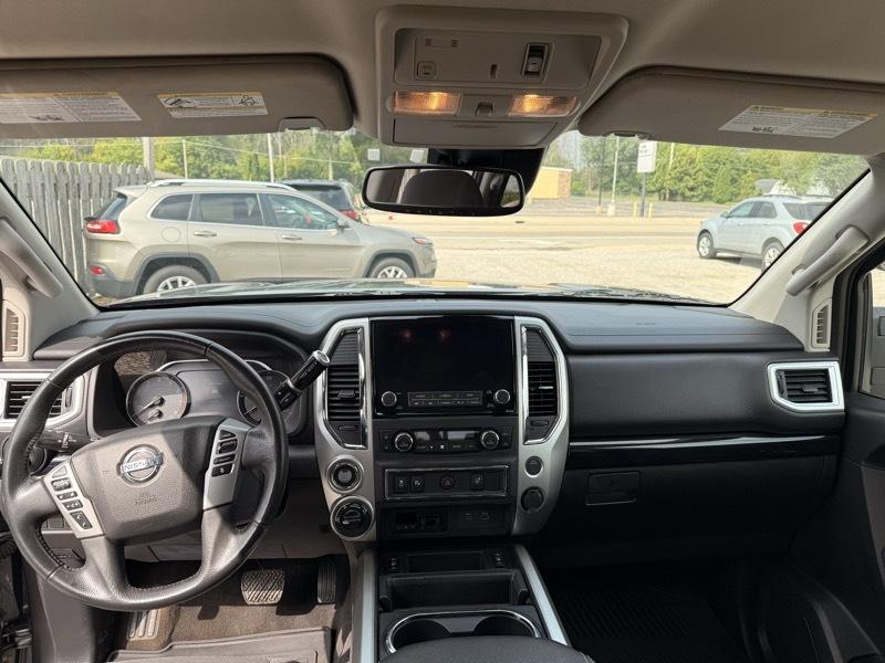 Nissan Titan 4x4 Crew Cab SV 2021