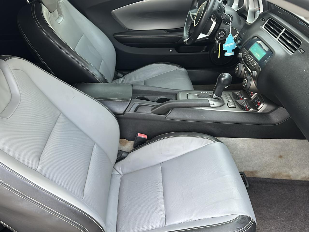 Chevrolet Camaro 2LT Coupe 2011