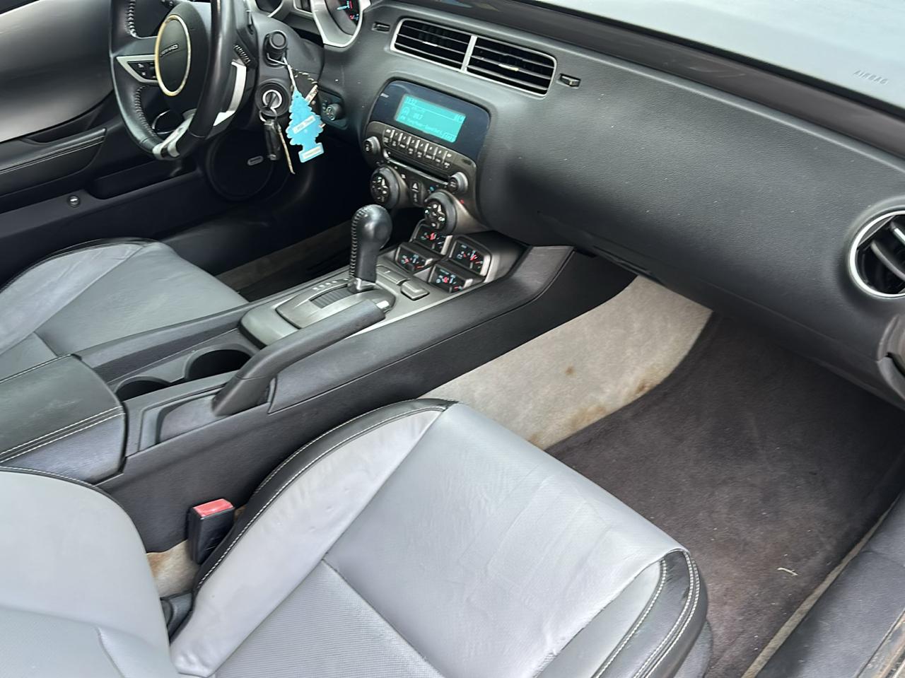 Chevrolet Camaro 2LT Coupe 2011