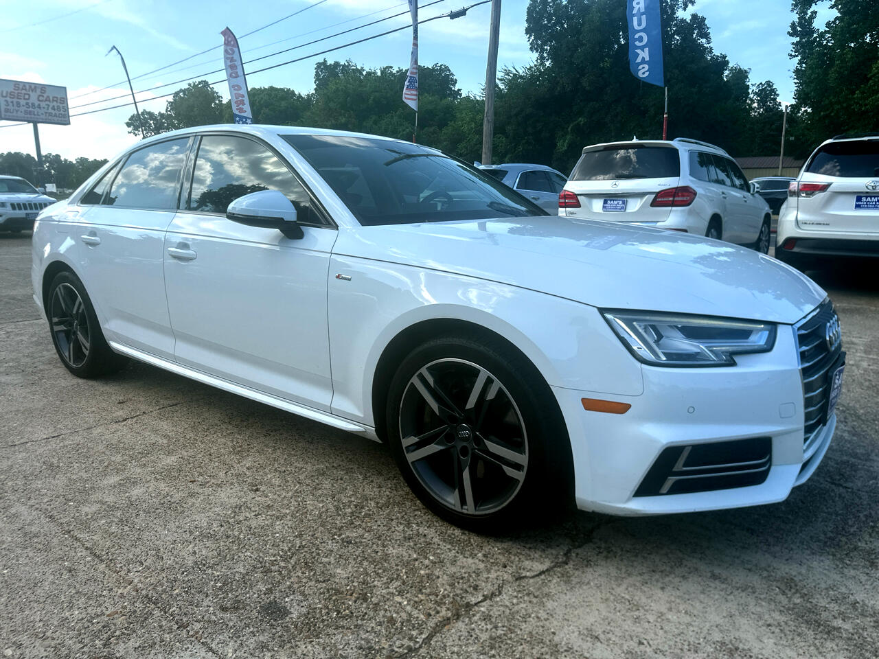 Audi A4 2.0T Premium Plus quattro Sedan 2017 Audi A4 2.0T Premium Plus quattro Sedan 2017