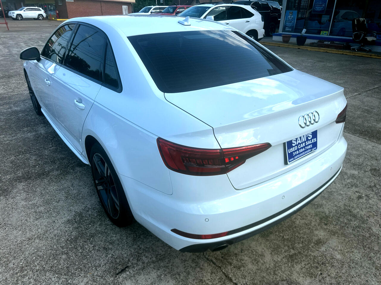 Audi A4 2.0T Premium Plus quattro Sedan 2017 Audi A4 2.0T Premium Plus quattro Sedan 2017