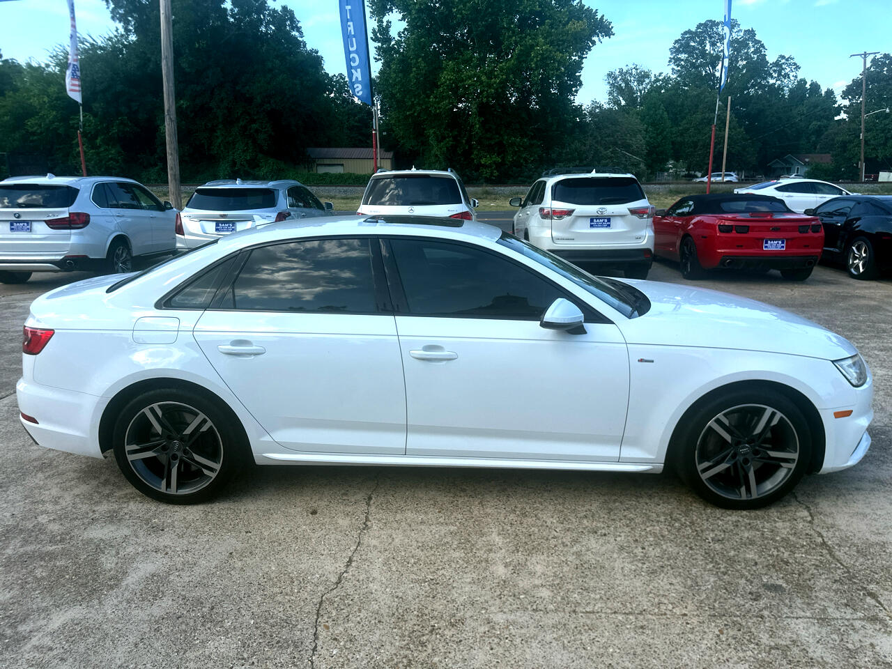 Audi A4 2.0T Premium Plus quattro Sedan 2017 Audi A4 2.0T Premium Plus quattro Sedan 2017