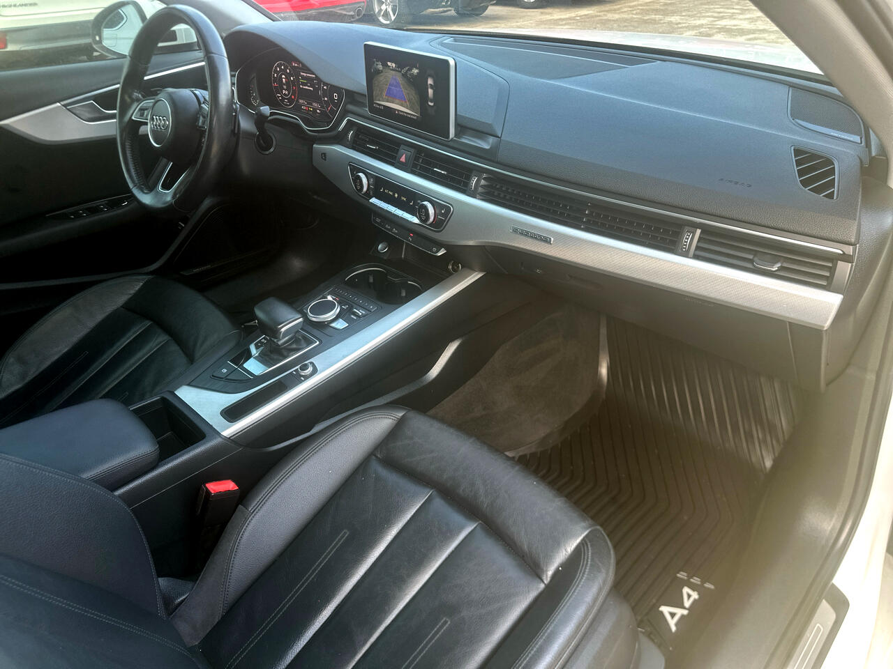 Audi A4 2.0T Premium Plus quattro Sedan 2017 Audi A4 2.0T Premium Plus quattro Sedan 2017