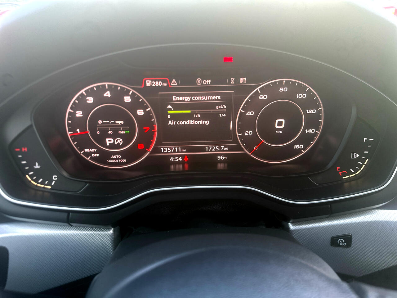 Audi A4 2.0T Premium Plus quattro Sedan 2017 Audi A4 2.0T Premium Plus quattro Sedan 2017