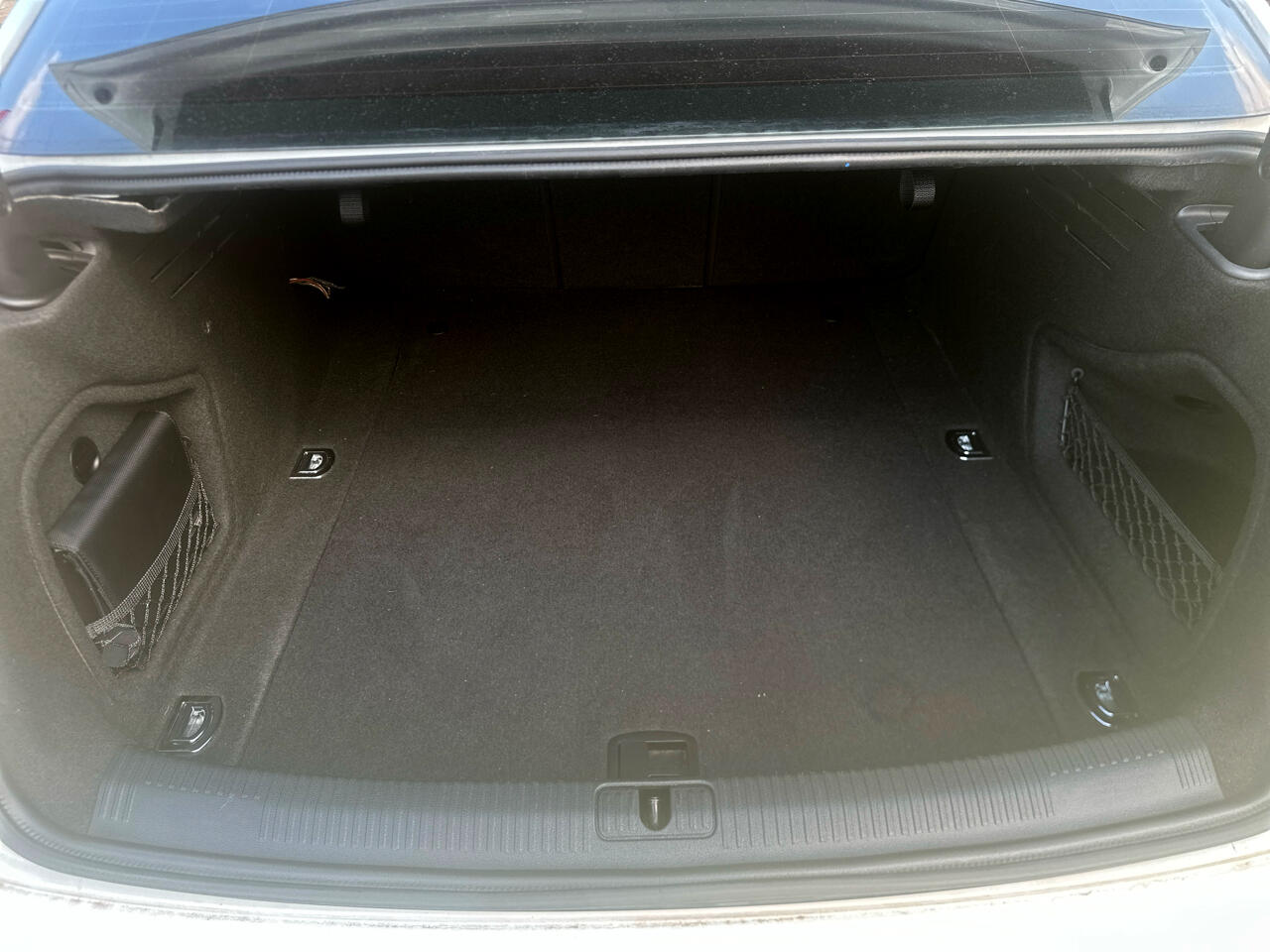 Audi A4 2.0T Premium Plus quattro Sedan 2017 Audi A4 2.0T Premium Plus quattro Sedan 2017