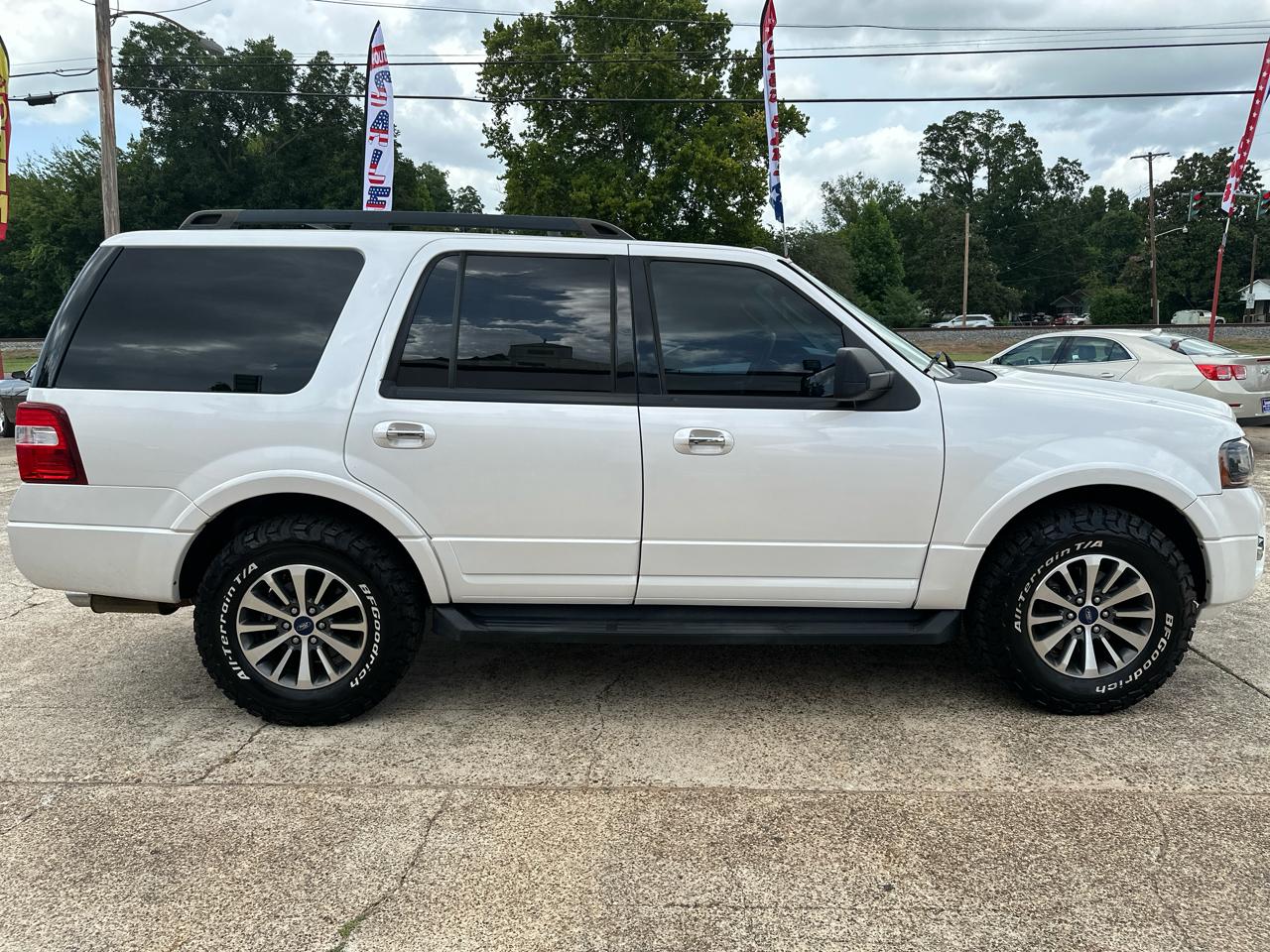 Ford Expedition XLT 2WD 2017